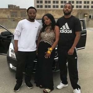 Meet your Posher, Yuneka